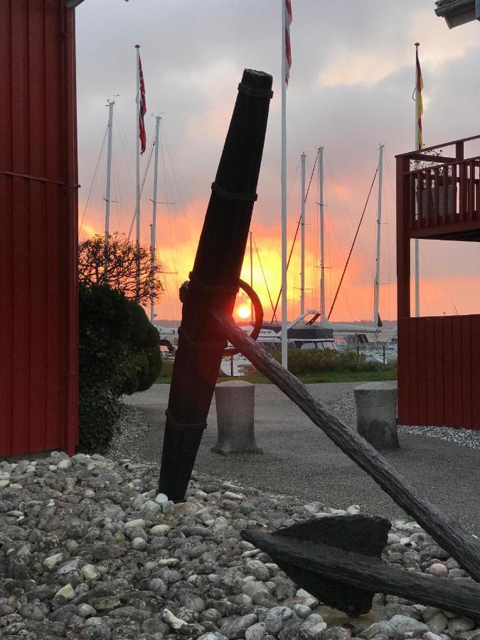 Ibsens Gaard Hotel Ebeltoft Buitenkant foto