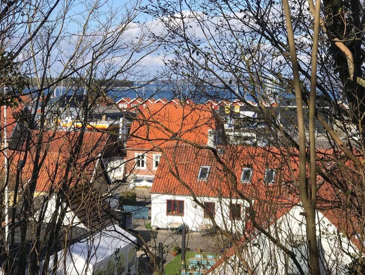 Ibsens Gaard Hotel Ebeltoft Buitenkant foto